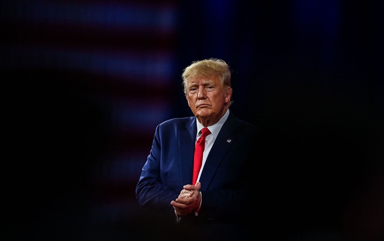 ترەمپ: پێویستە ئاسمانی ڤەنزوێلا دابخرێت