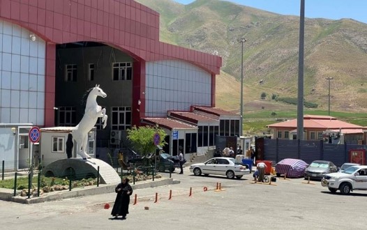 دەروازەی حاجی ئۆمەران: جووڵەی گەشتیاری و بازرگانی ئاسایی دەبێت